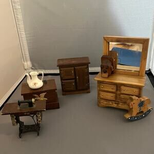Dollhouse Wood Furniture Chairs‎ Sewing Machine Dresser Horse Accessories Lot